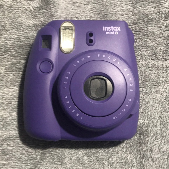 Instax mini 8 Polaroid camera - Picture 1 of 3